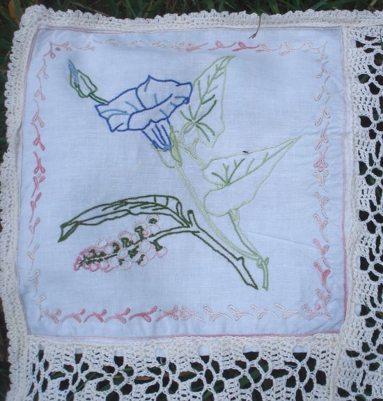 broderie pour le thé
