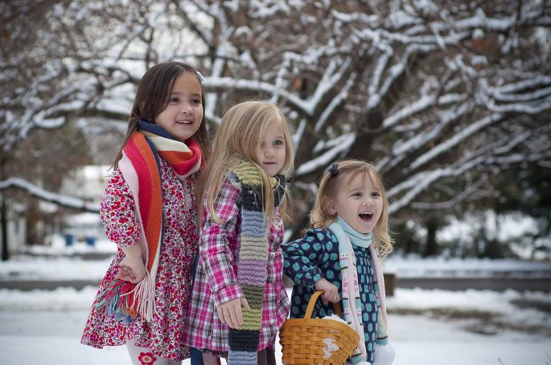 prendre soin des petits enfants