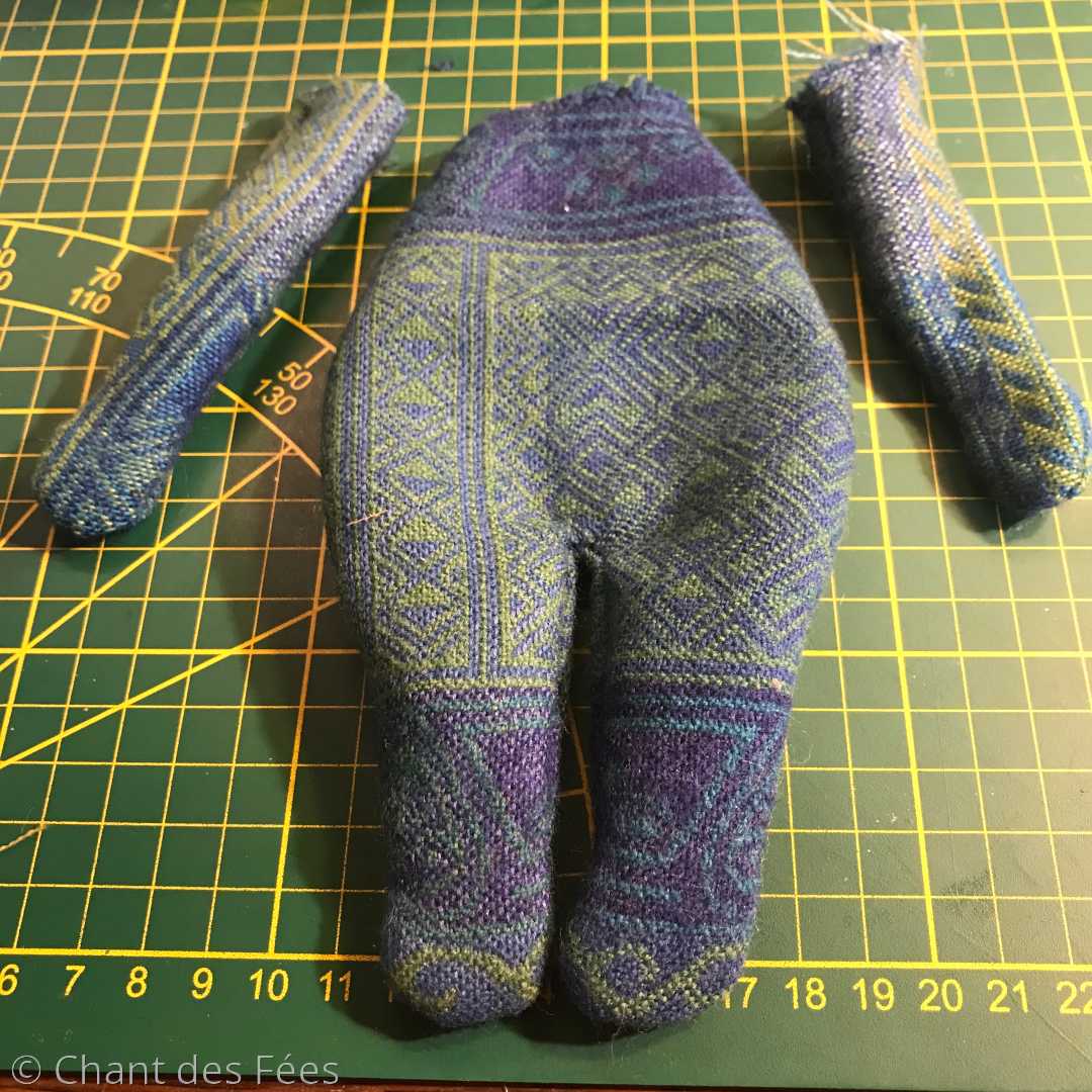 petite poupée Waldorf
